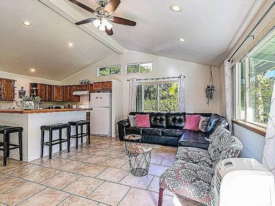/international/us/15-1477-25th-ave-keaau-hi-110108300762/