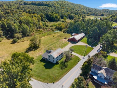 /international/us/1599-monkton-road-monkton-vt-110120419025/