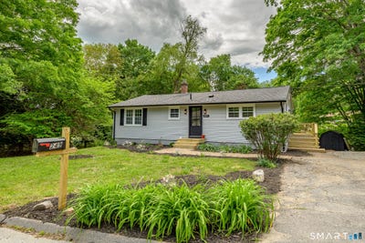 /international/us/249-pond-hill-road-plainfield-ct-110108414697/