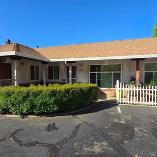 /international/us/786-lovers-lane-vacaville-ca-110107682199/