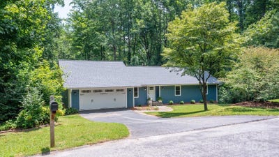 /international/us/104-britton-avenue-hendersonville-nc-110100448701/