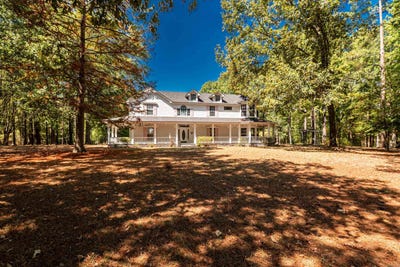 /international/us/2784-hinson-road-el-dorado-ar-110110325494/