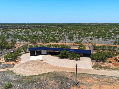 /international/us/2681-sawyer-circle-justiceburg-tx-110108280769/
