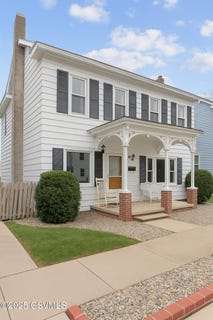 /international/us/39-1st-street-milton-pa-110101219046/