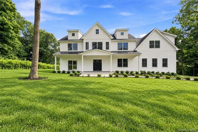 /international/us/240-mahopac-avenue-somers-ny-110108362242/