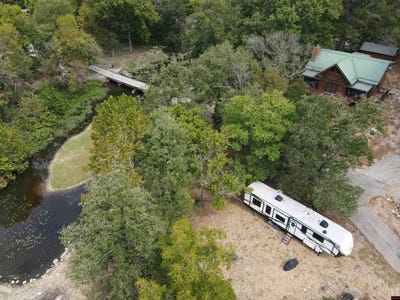 /international/us/75-long-island-trail-mammoth-spring-ar-110120456909/