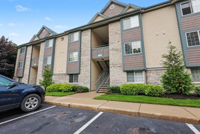 /international/us/18400-n-ridge-court-spring-lake-mi-110119709747/