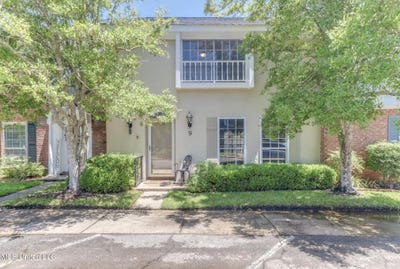 /international/us/9-independence-drive-gulfport-ms-110100207293/