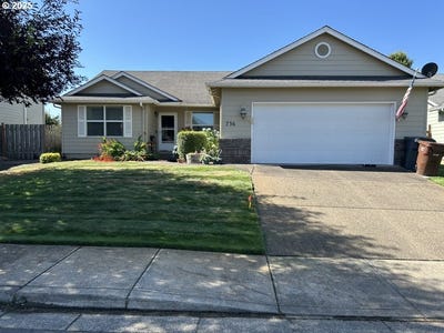 /international/us/736-kelsey-loop-molalla-or-110101020741/