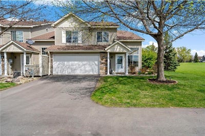 /international/us/5143-207th-street-n-forest-lake-mn-110108390039/