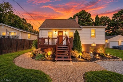 /international/us/2719-mohican-boulevard-lakemore-oh-110120089053/