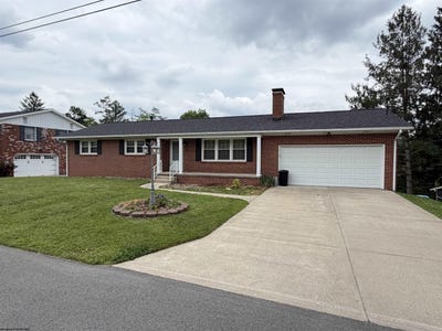 /international/us/114-southview-drive-elkins-wv-110108712580/