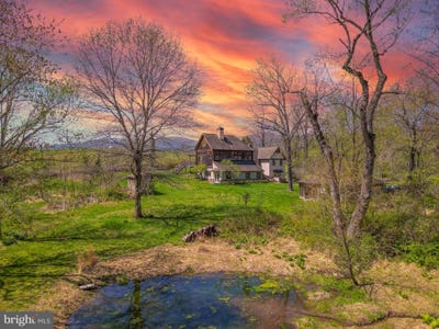 /international/us/45-shootz-hollow-road-huntly-va-110107436598/