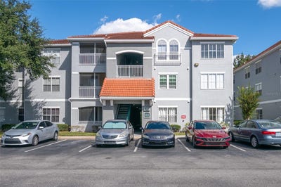 /international/us/18001-richmond-place-drive-tampa-fl-110103304893/