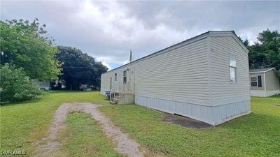 /international/us/951-virginia-avenue-clewiston-fl-110097892970/