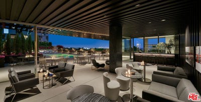/international/us/8500-w-sunset-los-angeles-ca-110087790360/