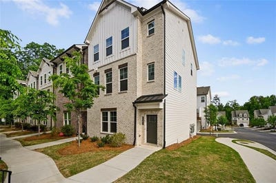/international/us/3381-macaiva-alley-decatur-ga-110108123502/