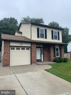 /international/us/35-honeysuckle-drive-newark-de-110108437618/