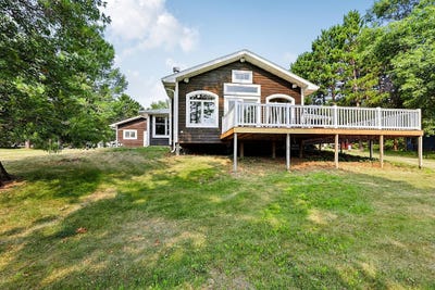 /international/us/24130-county-road-4-nisswa-mn-110109588593/