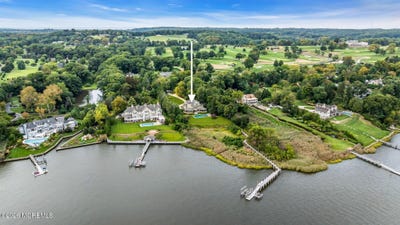 /international/us/458-navesink-river-road-red-bank-nj-110110368290/