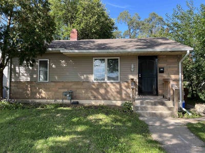 /international/us/1223-island-avenue-rockford-il-110110333833/