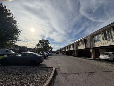 /international/us/palos-hills-il-110120534149/