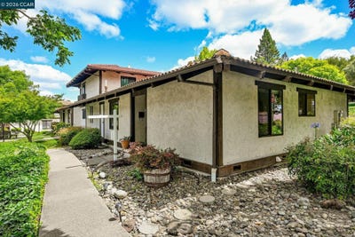 /international/us/1351-camino-peral-moraga-ca-110108344076/