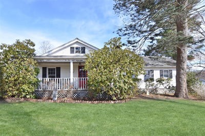 /international/us/8-circle-drive-carmel-ny-110098320910/