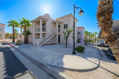 /international/us/1944-las-palmas-lane-laughlin-nv-110106317992/