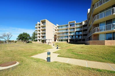 /international/us/1000-4a-guadalupe-st-kerrville-tx-110104582247/