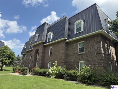 /international/us/103-freeman-green-drive-elizabethtown-ky-110101437719/