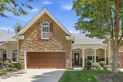 /international/us/266-meadow-beauty-drive-apex-nc-110108588600/?lang=id