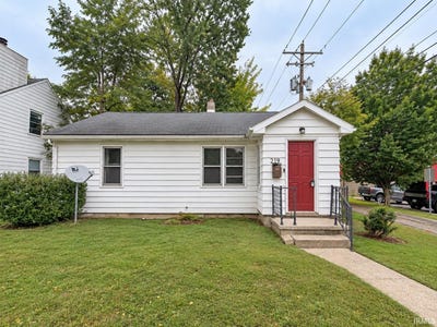 /international/us/219-s-jefferson-street-bloomington-in-110119969274/