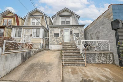 /international/us/9071-178th-street-jamaica-ny-110096939989/