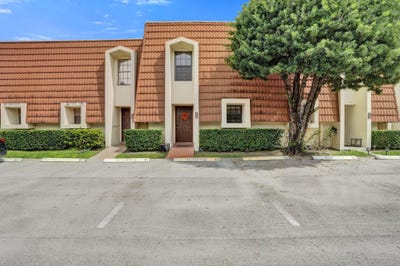 /international/us/178-nw-115th-terrace-plantation-fl-110120462870/