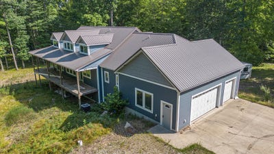 /international/us/9263-ferris-avenue-grant-mi-110101140445/