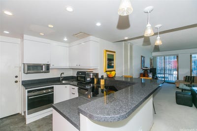 /international/us/700-richards-street-honolulu-hi-110104970158/