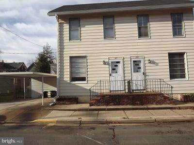 /international/us/169-george-street-lambertville-nj-110119584213/
