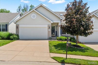 /international/us/1136-arbor-place-drive-manchester-mo-110100195126/