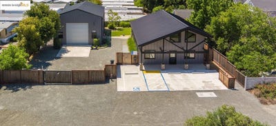 /international/us/220-e-g-st-benicia-ca-110100341937/
