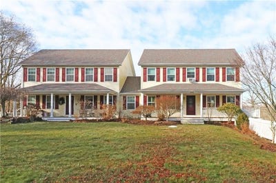 /international/us/359-main-road-tiverton-ri-110104781352/