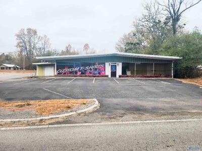 /international/us/218-s-brindlee-mountain-parkway-arab-al-110089435473/