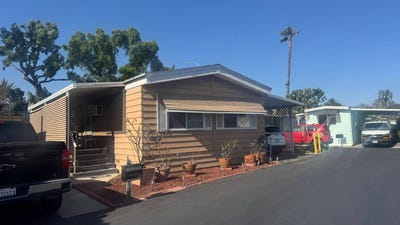 /international/us/12550-e-carson-st-hawaiian-gardens-ca-110101041797/?lang=zh-cn