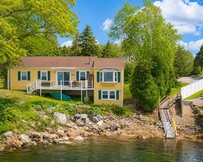 /international/us/16-tidal-cove-way-gloucester-ma-110108467422/