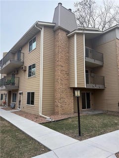 /international/us/2020-ridge-drive-saint-louis-park-mn-110106958916/