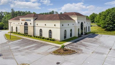 /international/us/4240-furniture-avenue-jamestown-nc-110099373209/?lang=zh-cn