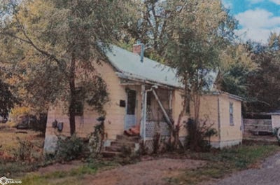 /international/us/409-n-adella-street-ottumwa-ia-110120449681/