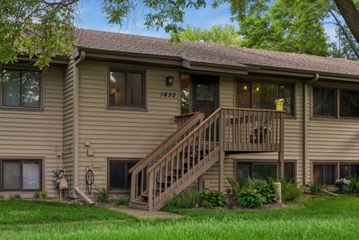 /international/us/1432-arden-view-drive-arden-hills-mn-110108361536/