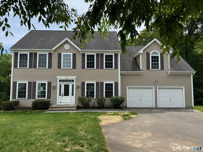 /international/us/30-castlewood-drive-monroe-ct-110108268864/