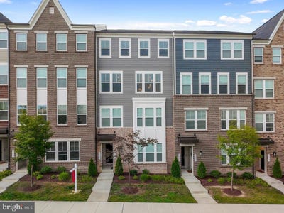 /international/us/14957-river-walk-way-woodbridge-va-110100633114/